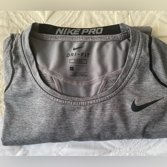 Nike t-shirt - Picture 3 of 10